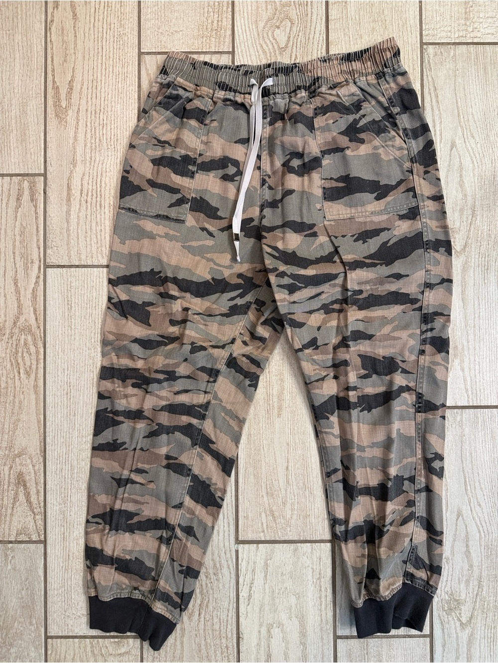Dear John Men's Camo Joggers in Olive and Black